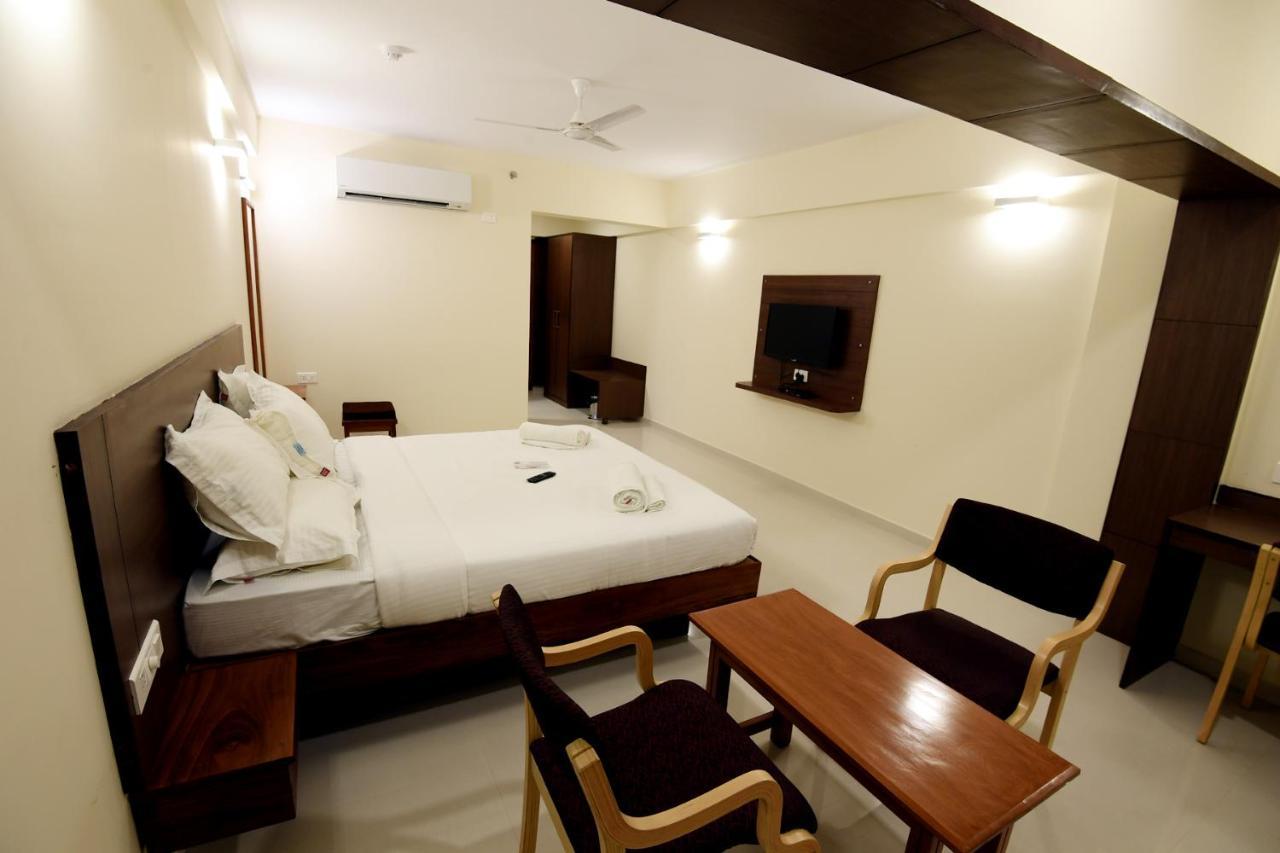 Hotel Bms منغالور المظهر الخارجي الصورة
